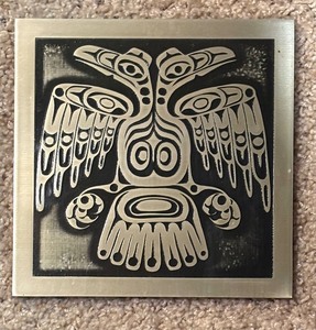 lot 118 image: Orchard Studio Eagle Decor
