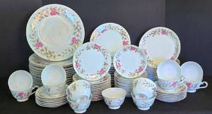 lot 48 image: Vintage Regal China Spring Time Pattern Dinnerware Set