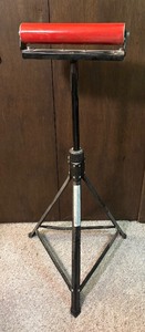 lot 175 image: Harbor Freight Tools Roller Stand