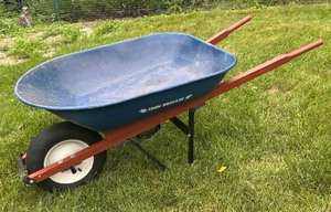 lot 288 image: Iron Brigade Wheelbarrow