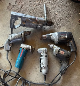 lot 331 image: Vintage Electric Hand Tools by Bosch, Black & Decker, Milwaukee and More