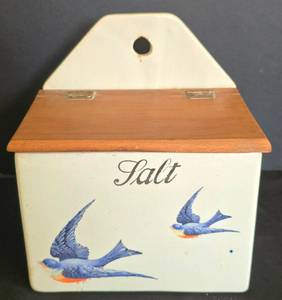 lot 307 image: Vintage Bluebird Salt Cellar
