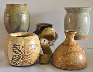 lot 308 image: Pottery Vase & Wall Decor Collection