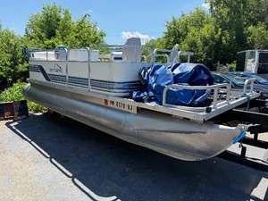 1999 Northwood 20ft Pontoon with 50hp Yamaha