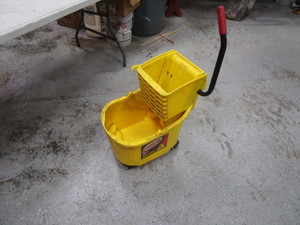 lot 37 image: Mop Bucket