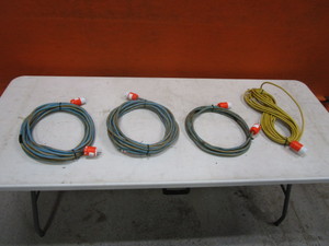 lot 72 image: Extension Chords