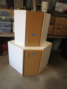 lot 76 image: Upper & Lower Corner Cabinets