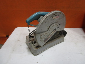 lot 79 image: Makita Chop Saw