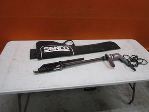 lot 87 image: Senco Deck Screw Gun