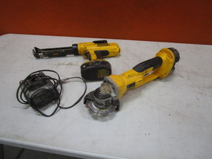 lot 89 image: DeWalt 18v Grinder & Caulk Gun