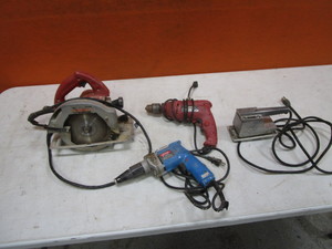 lot 151 image: Saw, Drill, Sander, Screw Gun