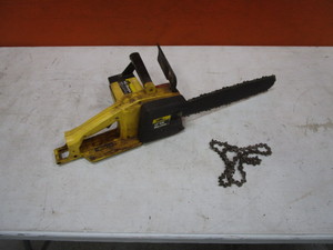 lot 160 image: 14 Electric Chainsaw