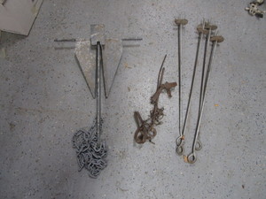 lot 163 image: Boat Anchor, Traps, Screw Anchors
