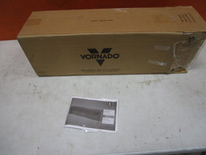 lot 259 image: Window Air Circulator