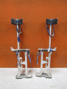 lot 272 image: Drywall Stilts