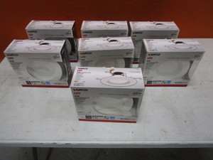 lot 390 image: (7) Can Light LED Disc Lights