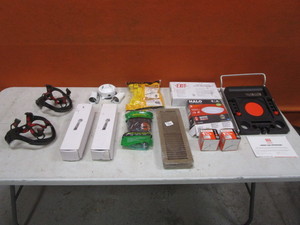lot 399 image: Lot of Misc Items (see pics)