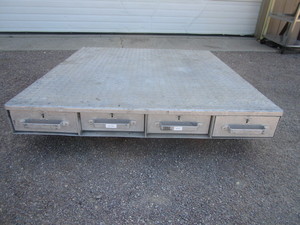 lot 14-G image: Alum Truck Bed Tool Box 48x50x6