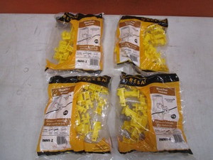 lot 359 image: (100) Electric Fence Insulators