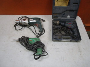 lot 95 image: Drills & Drywall Screw Gun