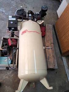 lot 7 image: Ingersol Rand 60-gallon 3-Phase Air Compressor 2340