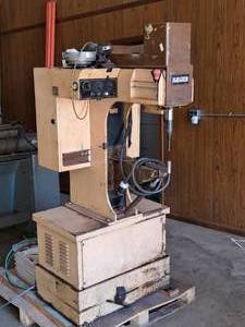lot 19 image: Haeger 6-Ton 3-Phase Insertion Press HP6-B