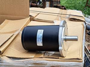 lot 153 image: Lot of (4 Boxes) First Pitch 13-HP Gear Motors 430-0354 4-count ( 16 total items )