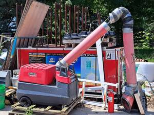 lot 31 image: Lincoln Electric Mobiflex 200-M Portable Air Filter