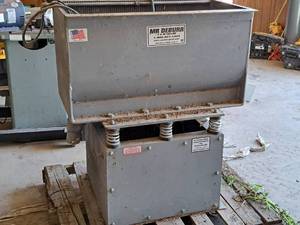lot 34 image: C&M-Topline Model 600 3-HP 3-Phase Tumbler