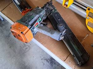 lot 199 image: ITW Paslode Air Nailer