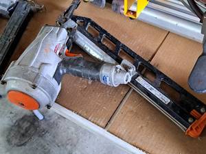 lot 200 image: Paslode Air Nailer