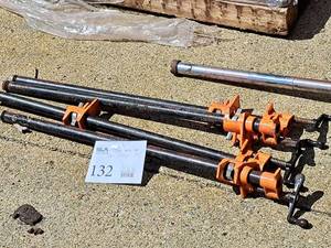 lot 132 image: Lot of (4) Bar Clamps 30 (Orange)