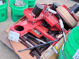 lot 122 image: Lot of (1 Pallet) First Pitch Pitching Machine Parts