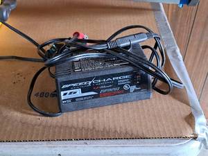 lot 234 image: Schumacher Speed Charge Battery Maintainer  6 Volt and 12 Volt