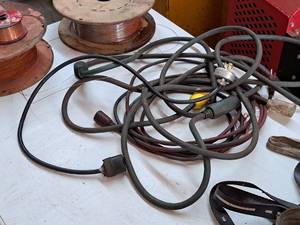 lot 277 image: Lot of (3) Assorted Extension Cords  Various Sizes