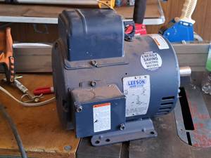 lot 40 image: Leeson 3-HP Electric Motor