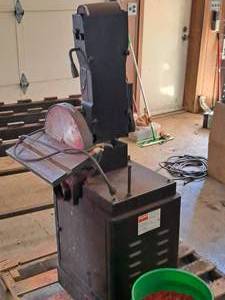 lot 37 image: Dayton 12 Disc  6x48 Belt Sander