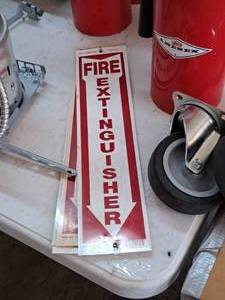 lot 297 image: Lot of (6) Metal Fire Extinguisher Signage