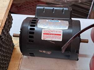 lot 301 image: Leeson 13-HP Electric Motor
