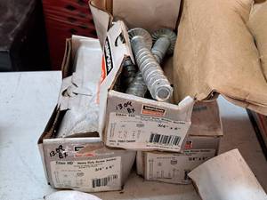 lot 332 image: Lot of (3 Boxes) Simpson Strong-Tie Titen HD Heavy Duty Screw Anchor 34x6 5-count ( 15 total items )