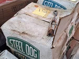 lot 336 image: Lot of (1 Box) Steel Dog 2800-lbs 6 Loop Coil Ties LC-6 100-count ( 100 total items )