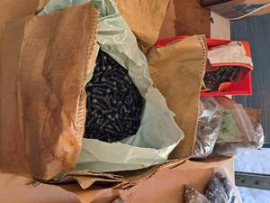 lot 355 image: Lot of (3 Boxes) Hex Thumb Screws  Assorted