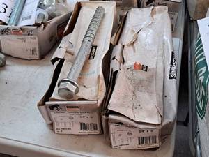 lot 334 image: Lot of (2 Boxes) Simpson Strong-Tie Titen HD Heavy Duty Screw Anchors 34x10 5-count ( 10 total items )
