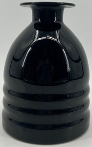 lot 21 image: Lausitzer Black Glass Decorative Vase