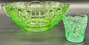 lot 33 image: Elegant Uranium Glass Serving Bowl and Small glass toothpick holder