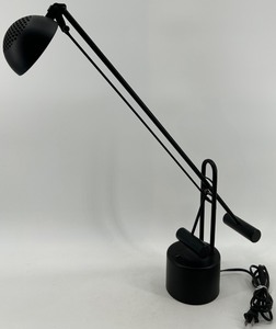 lot 160 image: Adjustable Black Desk Lamp with Swivel Arm