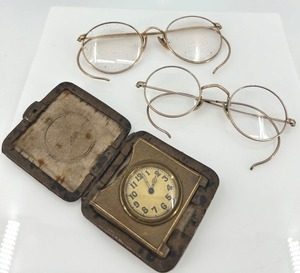 lot 206 image: Set of 2 Vintage Eyeglasses with Folding Travel Clock