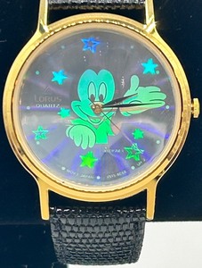 lot 212 image: Vintage Lorus Quartz Holographic Mickey Mouse Watch in Original Case