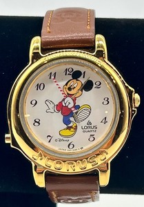 lot 218 image: Vintage Lorus Quartz Mickey Mouse Wristwatch with Brown Leather Strap 