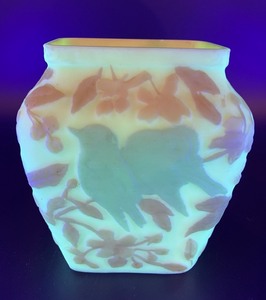 lot 275 image: Uranium Glass Vase with Bird Relief by Phoenix Consolidated